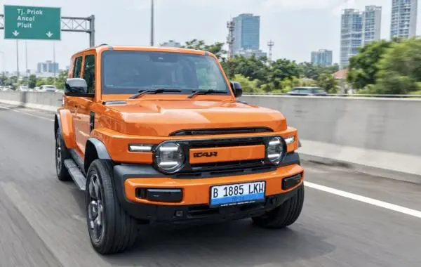 Menjajal SUV Listrik Berdesain Unik iCar V23, Begini Sensasinya
