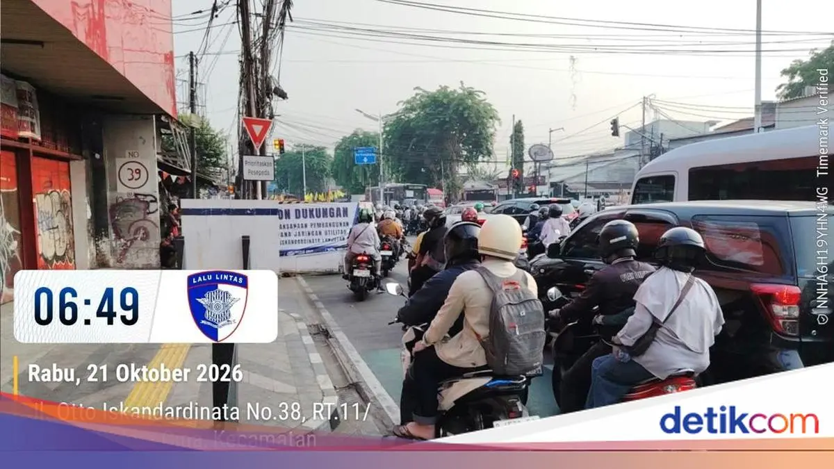 Ada Proyek Galian, Lalin Jalan Otista Arah Kampung Melayu Macet