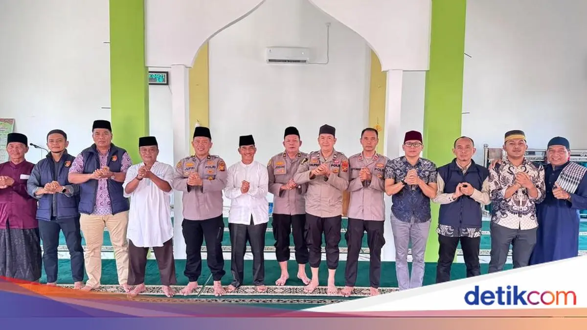 Jumat Keliling di Masjid, Polres Kuansing Bawa Pesan Kamtibmas