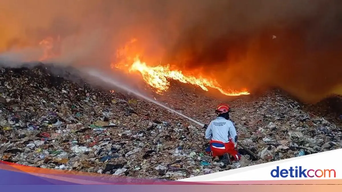 3 Hari Kebakaran TPA Supiturang Malang, BNPB Kerahkan Heli Water Bombing