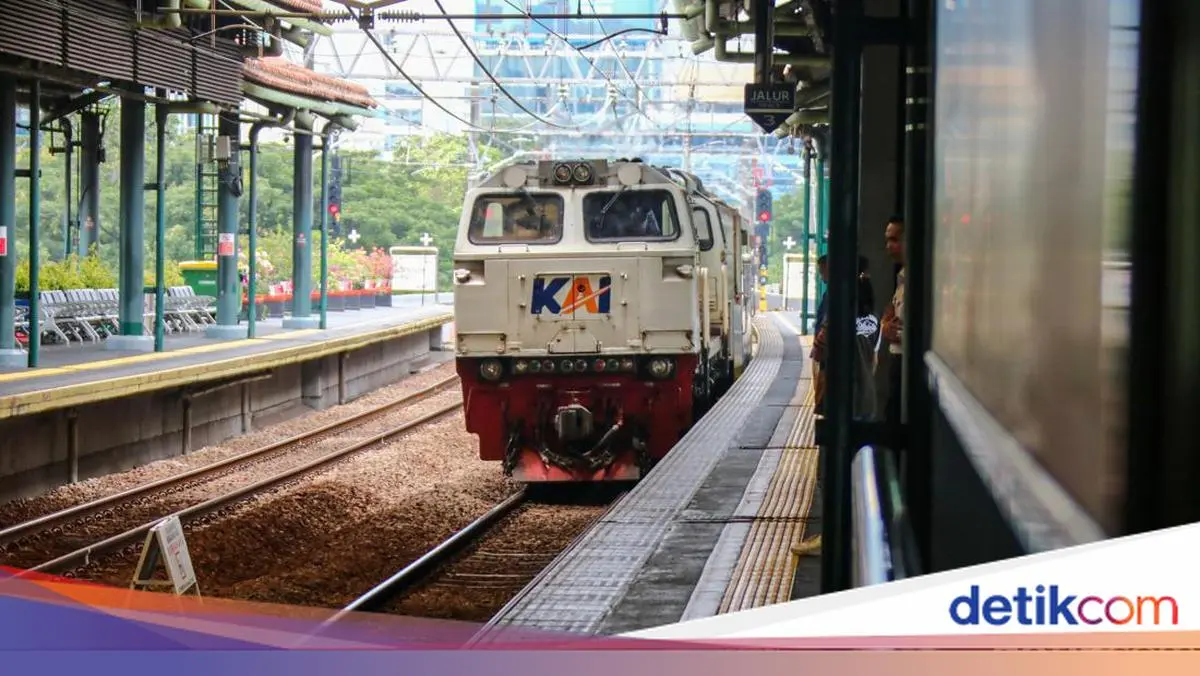Ada Aksi Sekitar Monas, KAI Imbau Penumpang Stasiun Gambir Datang Lebih Awal