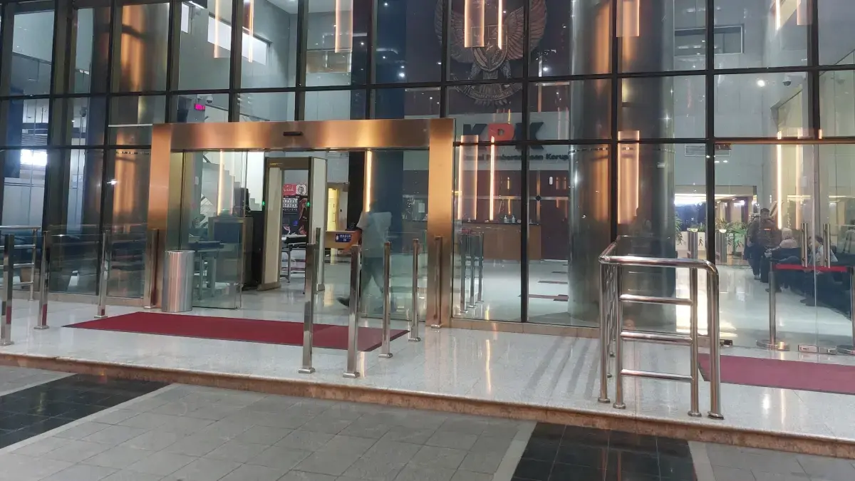 Suasana Gedung Merah Putih KPK Sepi Pasca OTT Dugaan Korupsi BNPB