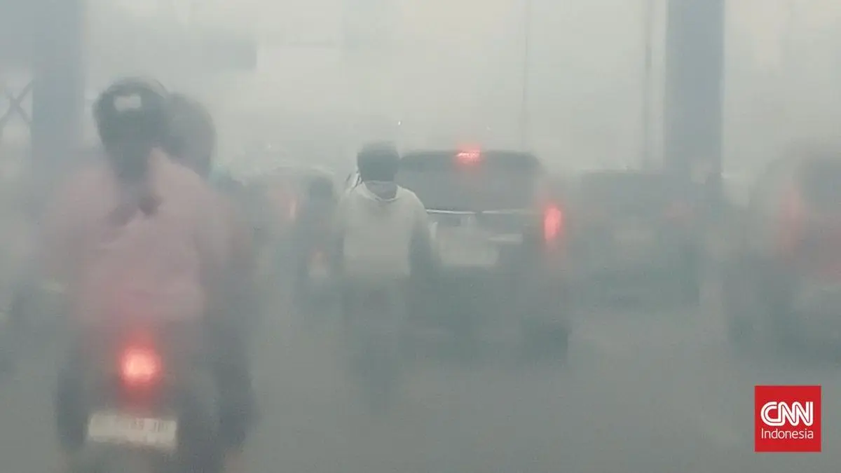 Keluh Dosen hingga Warga Tiga Bulan Palembang Dibekap Asap Karhutla