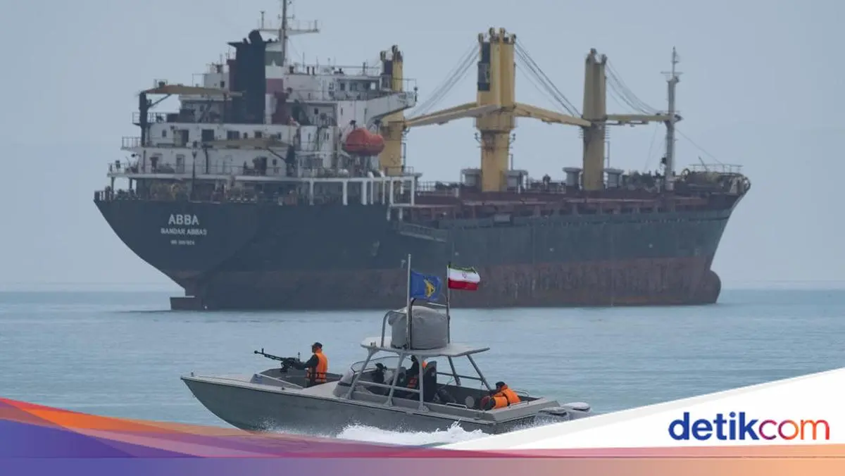 Memanas! Iran Larang Kapal Militer AS Masuk Kawasan Teluk