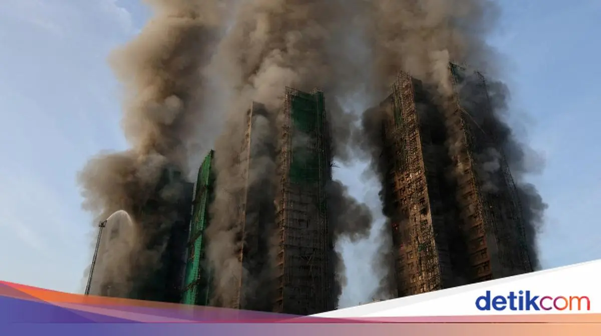 Menteri Hong Kong Mundur Usai Setahun Kebakaran Apartemen Tewaskan 168 Orang