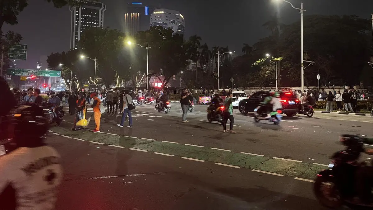 Kondisi Terkini Medan Merdeka Selatan Usai Demo Mahasiswa Trisakti