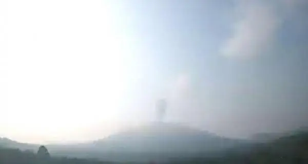 Gunung Ibu Erupsi Pagi Ini, Status Waspada