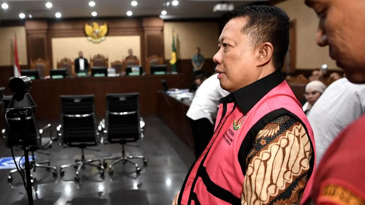 Eksepsi Febrie: Apa Mungkin Menjelang Pensiun Saya Korupsi?