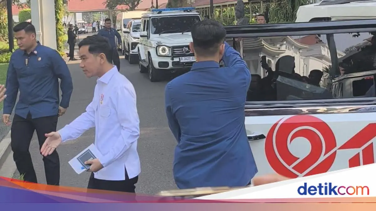 Gibran hingga Raja Juli Hadiri Sidang Kabinet 2 Tahun Prabowo di Istana