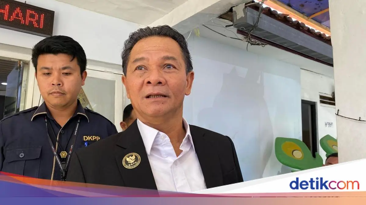 DKPP: Aduan Denny Indrayana dkk soal Ijazah Gibran Masih Diverifikasi