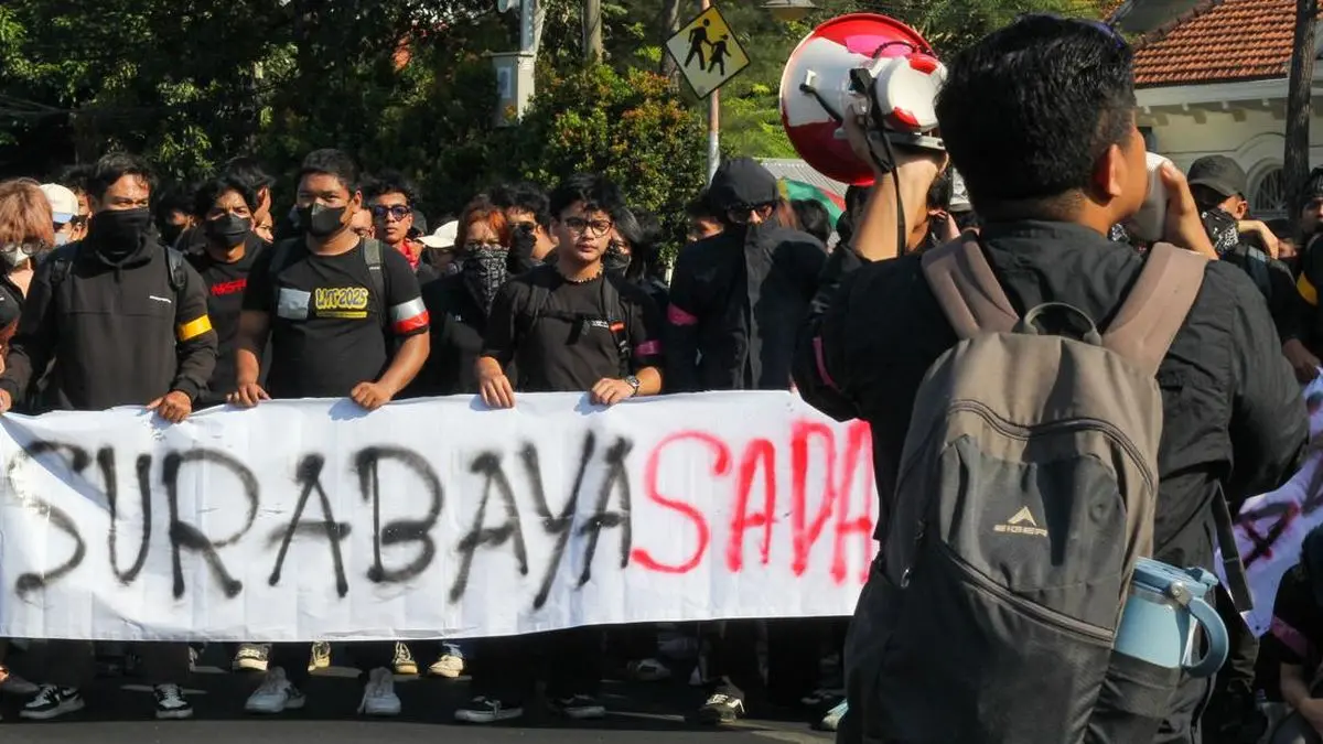 LBH-KontraS Surabaya Respons soal Penangkapan Massa Aksi oleh Polisi