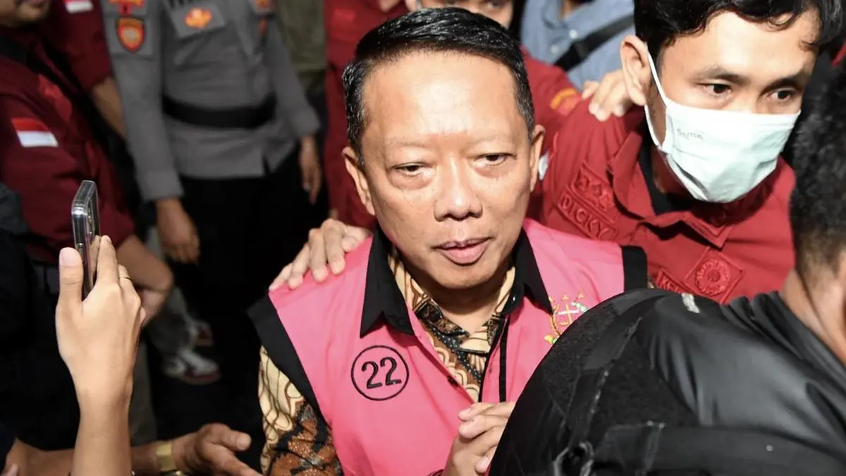 Kasus Korupsi MBZ, Febrie Didakwa Terima Uang Jasa Marga-Waskita