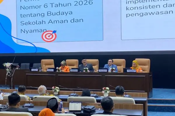 Perundungan Marak di Sekolah dan Kampus, Ketua Komisi X DPR Desak Evaluasi Pengawasan
