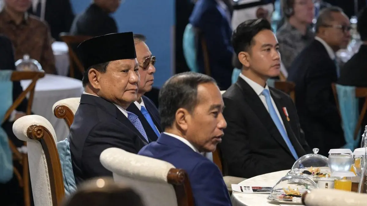 Jokowi Sindir Penumpang Gelap di Balik Isu Ijazah Gibran