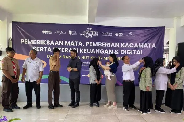 HUT ke-37 MNC Group, 500 Siswa di Cigombong Bogor Dapat Pemeriksaan Mata dan Kacamata Gratis