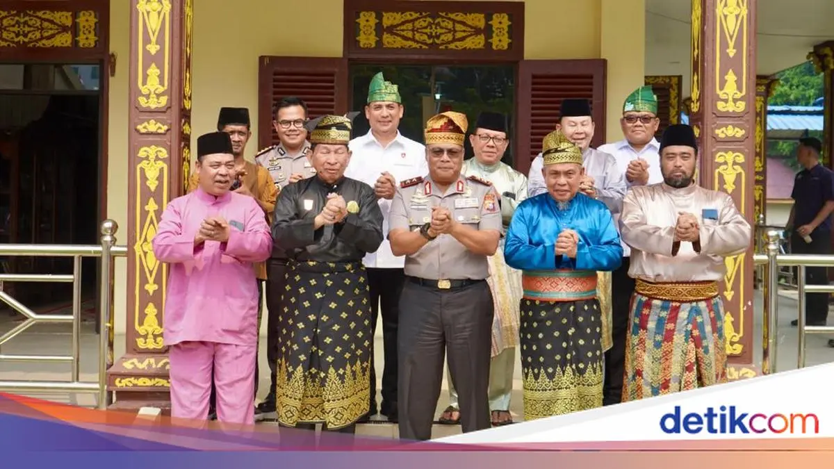 Perkuat Sinergi, Kapolda Riau Silaturahmi ke Lembaga Adat Melayu
