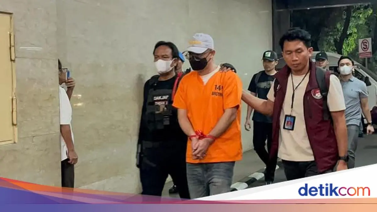 WN Taiwan Tersangka 1,16 Ton Ketamin Dibawa ke Bareskrim, 7 WNI Status Saksi