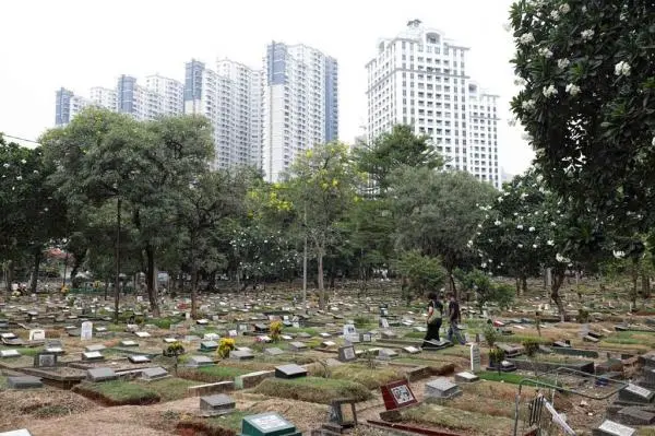 Lahan Permakaman Jakarta Makin Terbatas, Pramono Siapkan TPU Baru